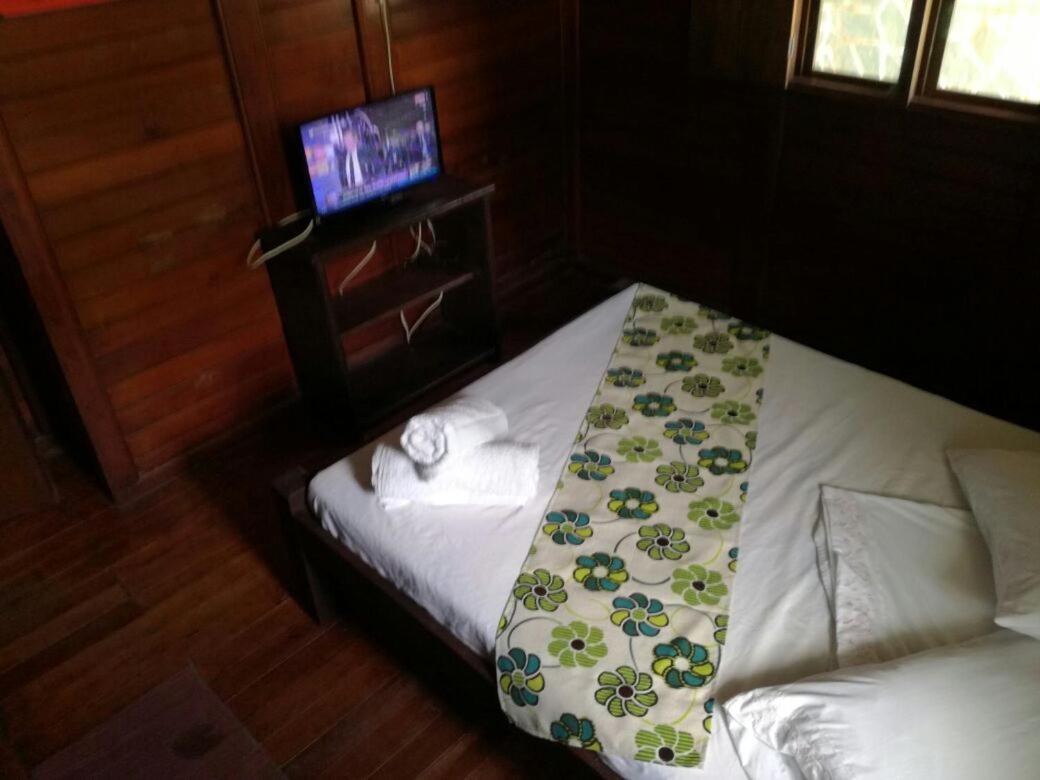 Hotel Nuquimar Zewnętrze zdjęcie