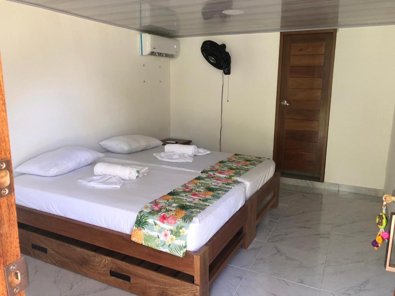 Hotel Nuquimar Zewnętrze zdjęcie